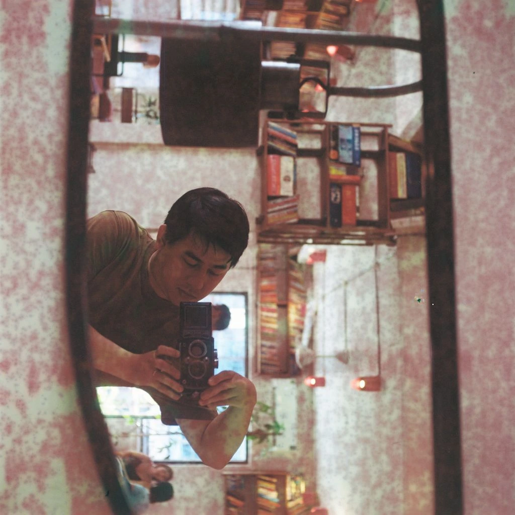 Portrait of a Monroe Movie critic based in Tokyo.